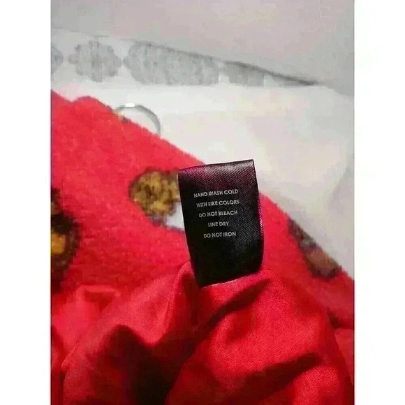 Disney‎ Winnie The Pooh Fuzzy Half-Zipper Juniors Sweater Medium - Picture 5 of 8